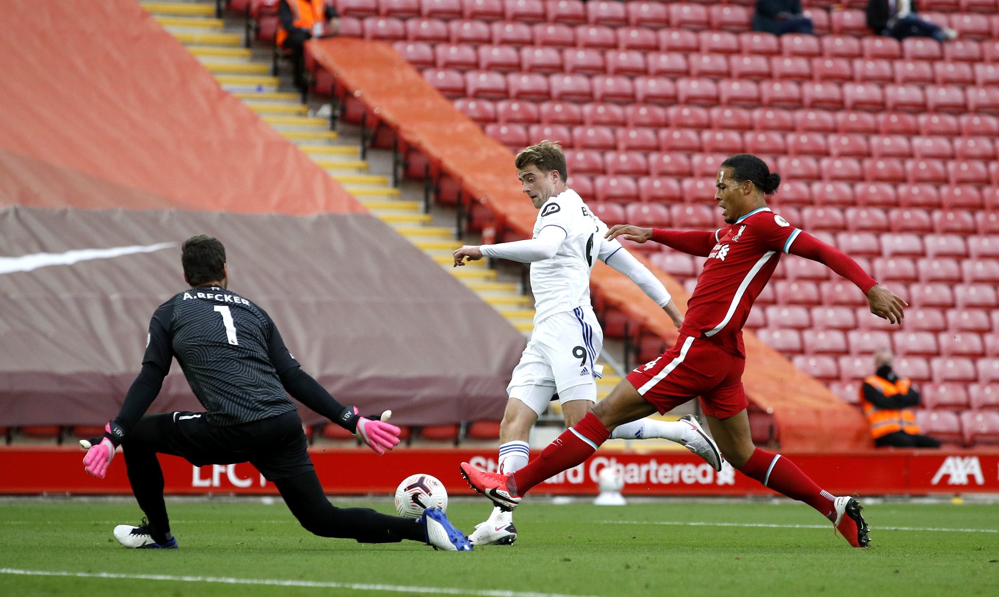 上的不足尤 上的不足尤